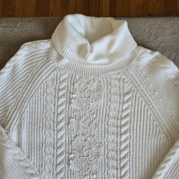 RW&CO knit turtleneck sweater size medium - Picture 6 of 12